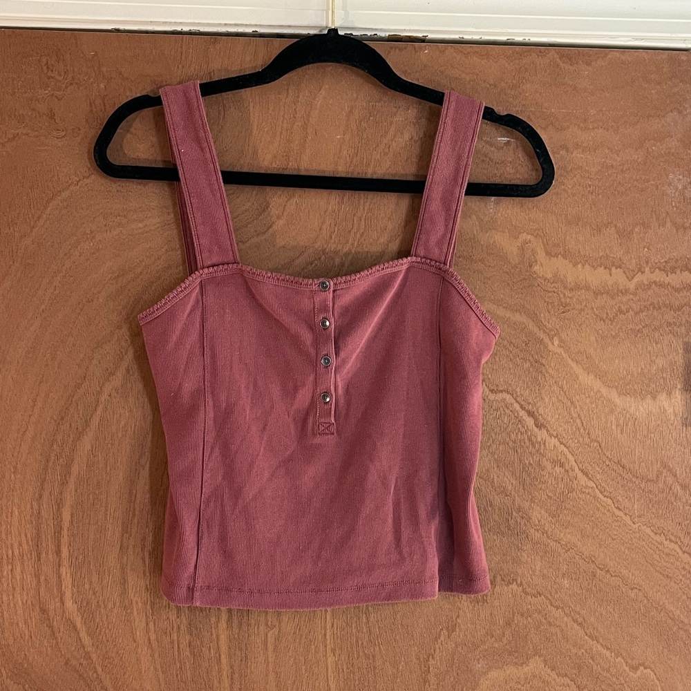 Woman’s tank top size large